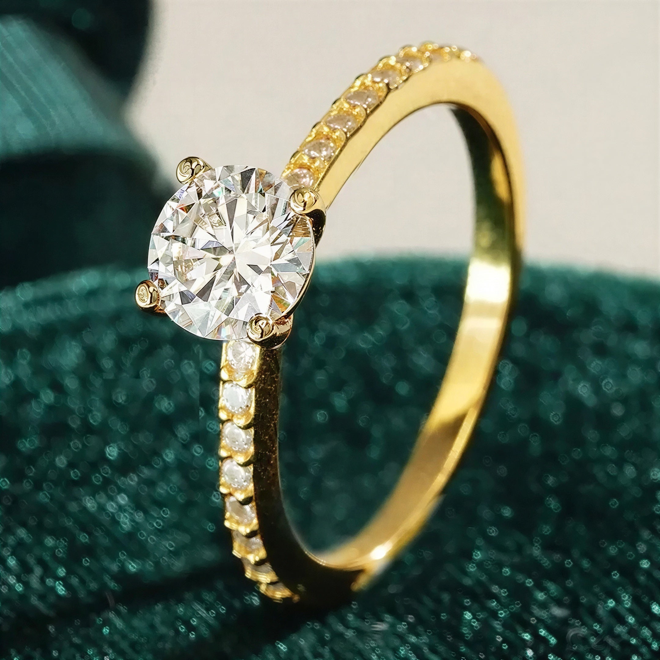 Elisabeth Solitaire ♔