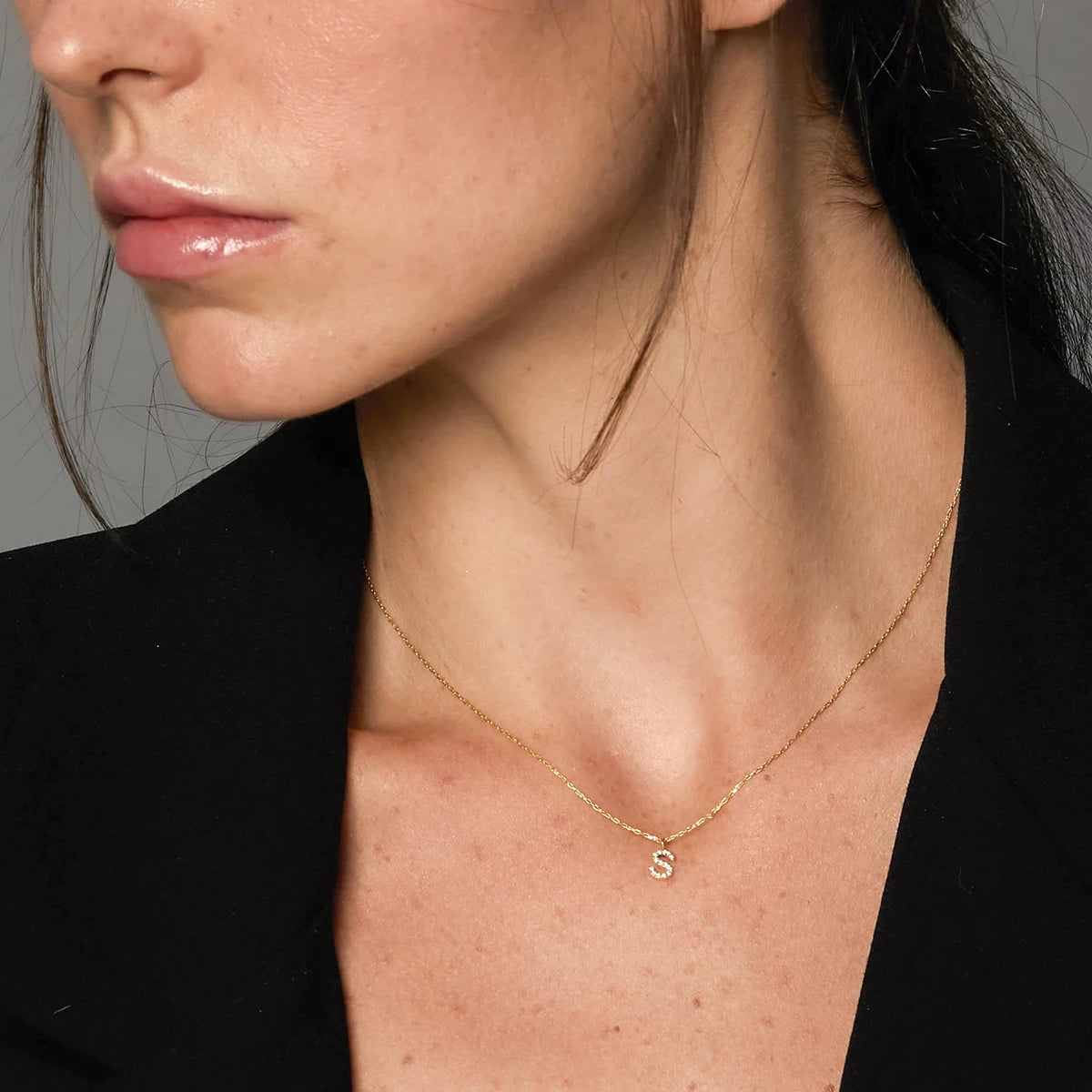 Collana Lettera di Zirconia