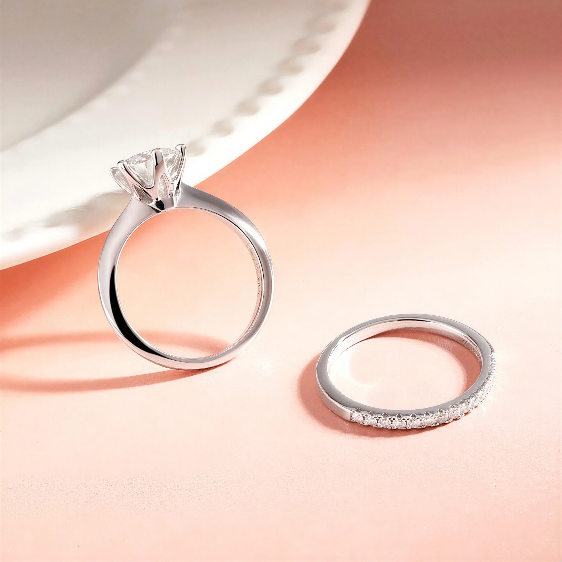 Silbernes Solitär- und Ewigkeitsset